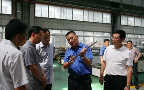 省经信委李上葵总工程师来世界杯官方网站调研考察